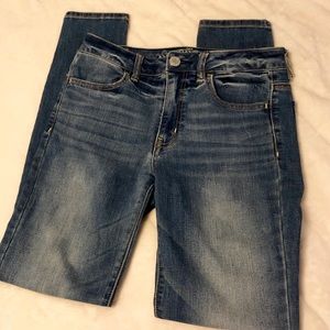 American Eagle high waisted skinny jeans!!